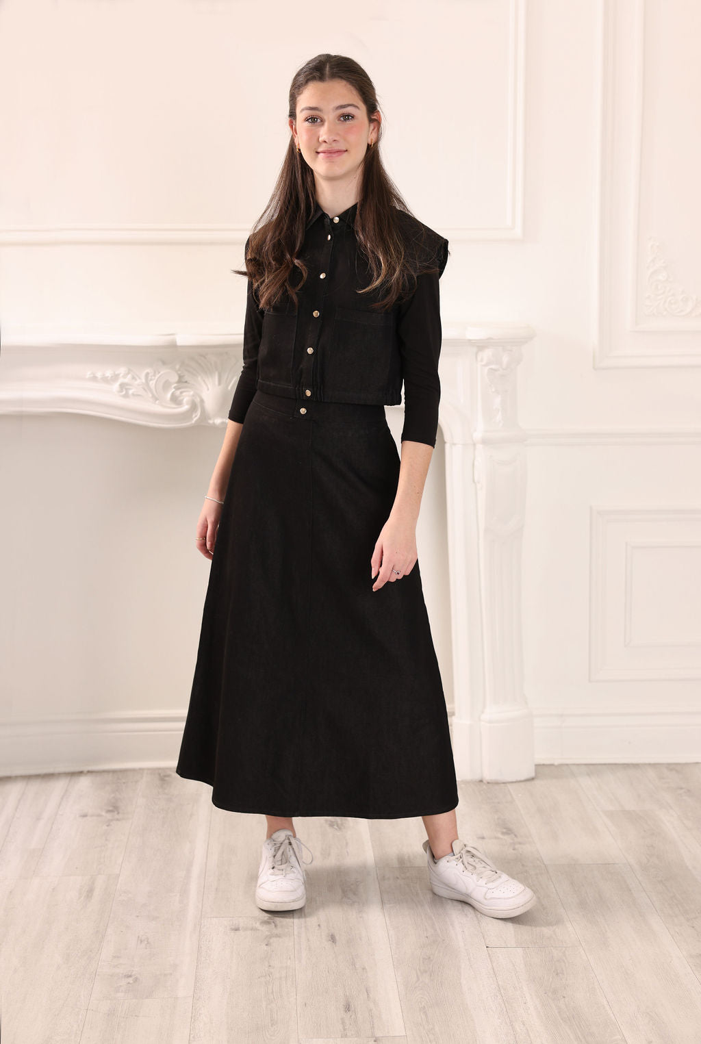Topstitched Snap Skirt