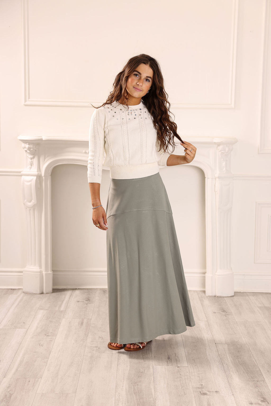 Low Seam A-Line Skirt