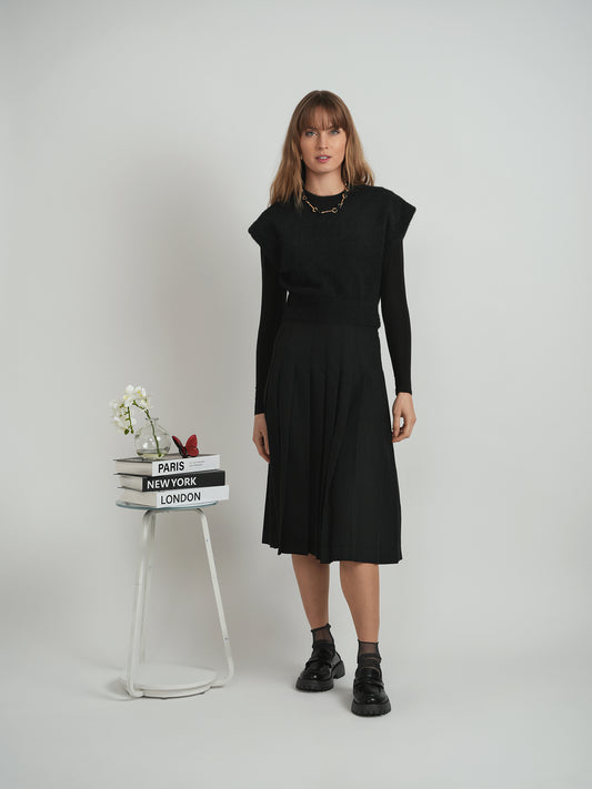 Standard Pleated Skirt