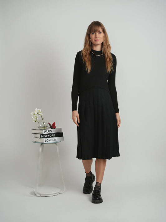 Standard Pleated Skirt